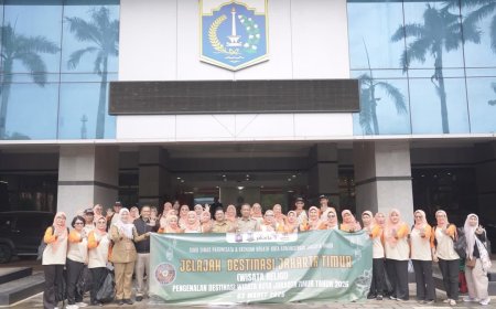 Munjirin Lepas Peserta Pengenalan Destinasi Wisata Religi 2026 di Jakarta Timur