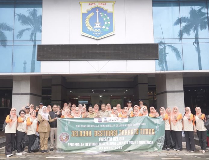 Munjirin Lepas Peserta Pengenalan Destinasi Wisata Religi 2026 di Jakarta Timur