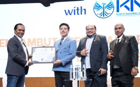 KOMITE NASIONAL ADVOKAT INDONESIA BERIKAN DANA BANTUAN Rp 1 MILIAR UNTUK PEMBANGUNAN SEKOLAH TINGGI HUKUM DI INDONESIA TIMUR !