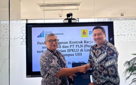 Percepat Ekosistem Kendaraan Listrik di Dunia Pendidikan, PLN UP3 Depok dan UIII Resmikan Kerja Sama SPKLU