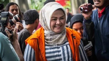 Nama Tjahjo Kumolo Diseret Neneng, Minta Tolong Izin Meikarta Dibantu
