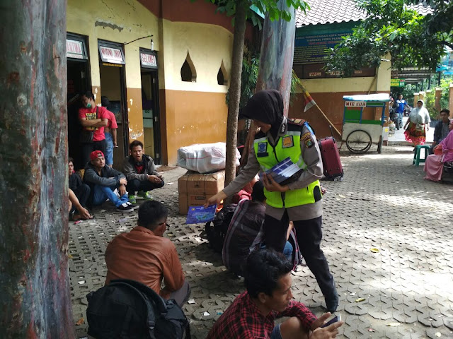 POLWAN, DINKES, JASA RAHARJA TANGERANG KOTA GELAR PELAYANAN DAN PENGOBATAN GRATIS