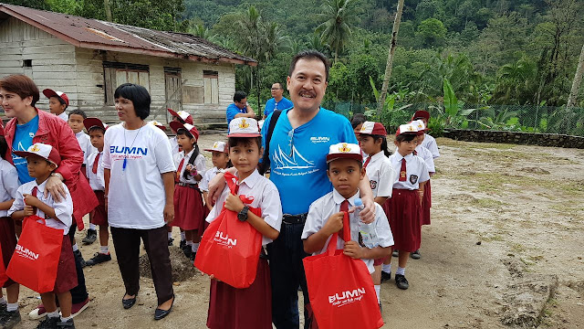Dirut Perum Jamkrindo Jadi Guru SDN Parhitean, Parapat