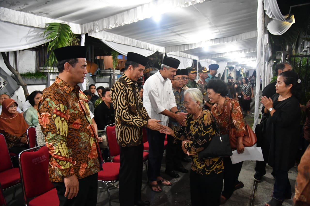 Presiden Jokowi Melayat Besan
