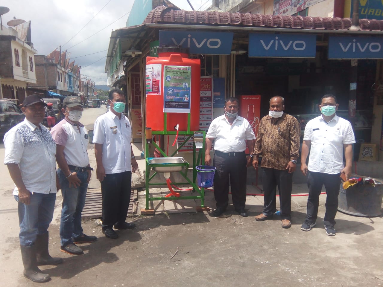PT. BDSN Berikan Tandon Air 5000 Liter, Lengkap Fasilitas Cuci Tangan Kepada Kecamatan Laguboti