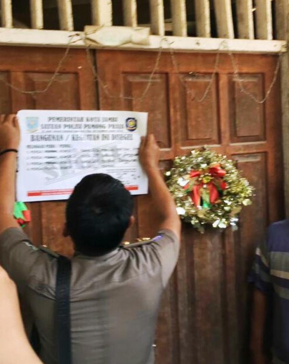 Laporan Lengkap : Pemda Jambi Segel Tiga Gereja