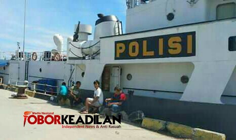 Pol Air Mabes Polri Tangkap Nelayan Saat Operasi di Tello