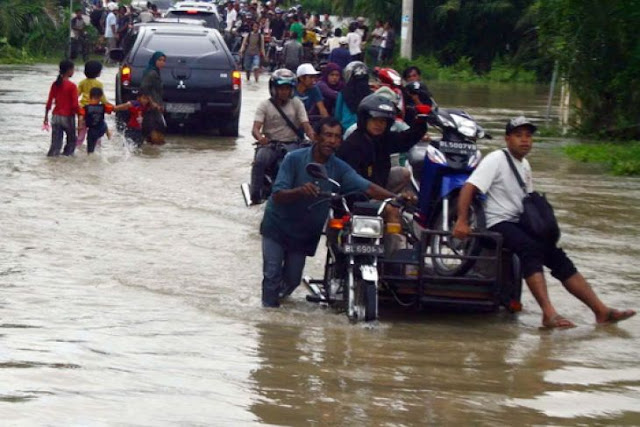Banjir 1,5 meter Kepung Pemukiman Aceh Jaya