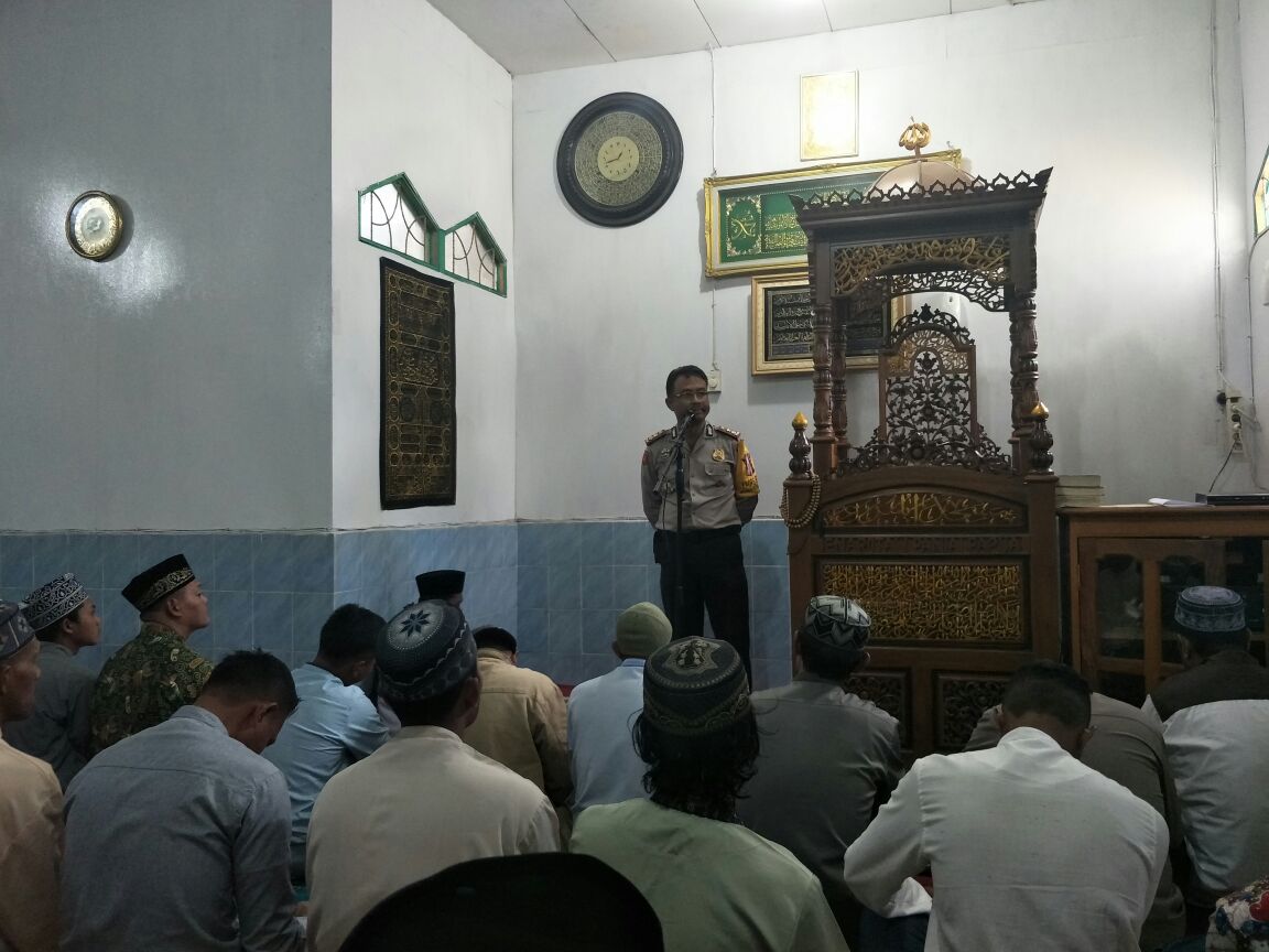 Himbauan Kapolres Paniai Pada Sholat Jum'atan