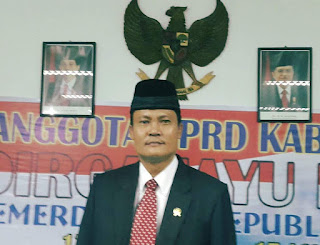 Kurang Tersentuh, Anggota DPRD Kabupaten Nias Kunjungi SD Negeri Hiligoo, Ini Temuannya