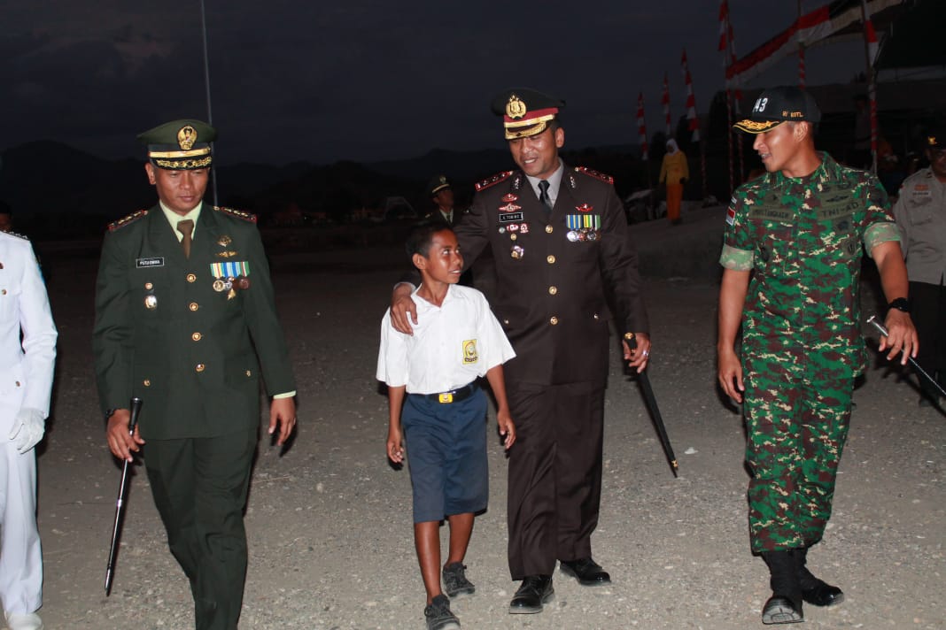 Aksi Heroik Anak Siswa SMP Penyelamat Berkibarnya Merah Putih Di Atambua NTT Menuai Pujian Dari Semua Elemen Hingga Panglima TNI 