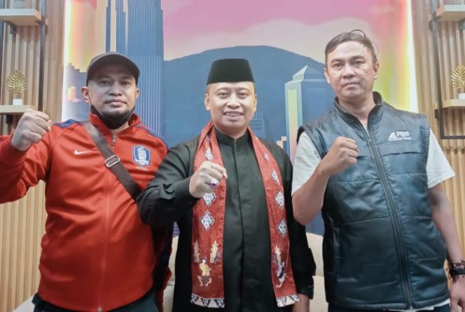 Tora Rando Gagas Forum Kajian Reboan: Upaya Menghidupkan Kembali Pemikiran Guru Bangsa di Depok