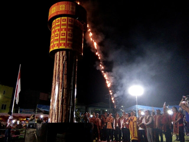 Ribuan Orang Banjiri Perayaan Pesta Ya'ahowu