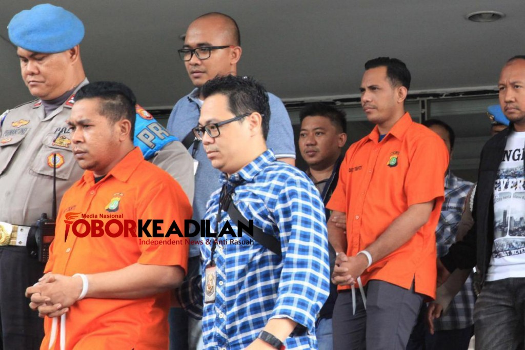 Ini Wajah Oknum Polisi Aktif Tsk Penyerang Novel Baswedan Saat Digiring ke Bareskrim