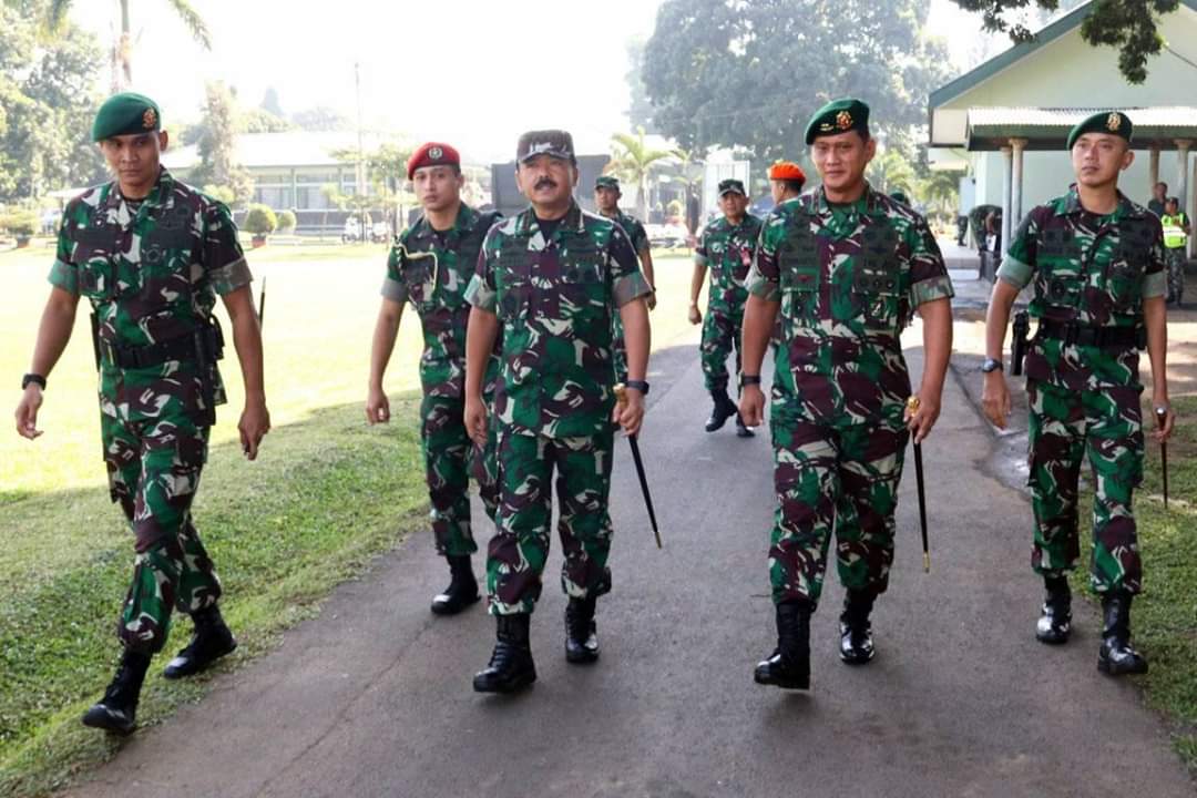 Panglima TNI Kunjungi Yonarmed 1 Kostrad dan Madivif 2 Kostrad