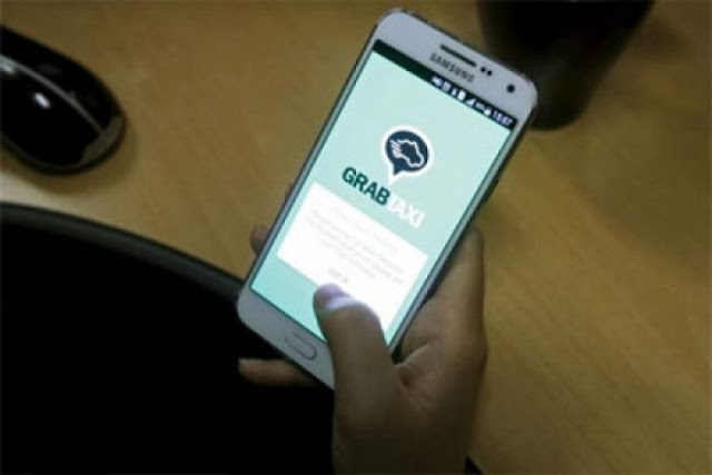 Menhub : Penempelan Stiker Bukti Resmi Taksi Online