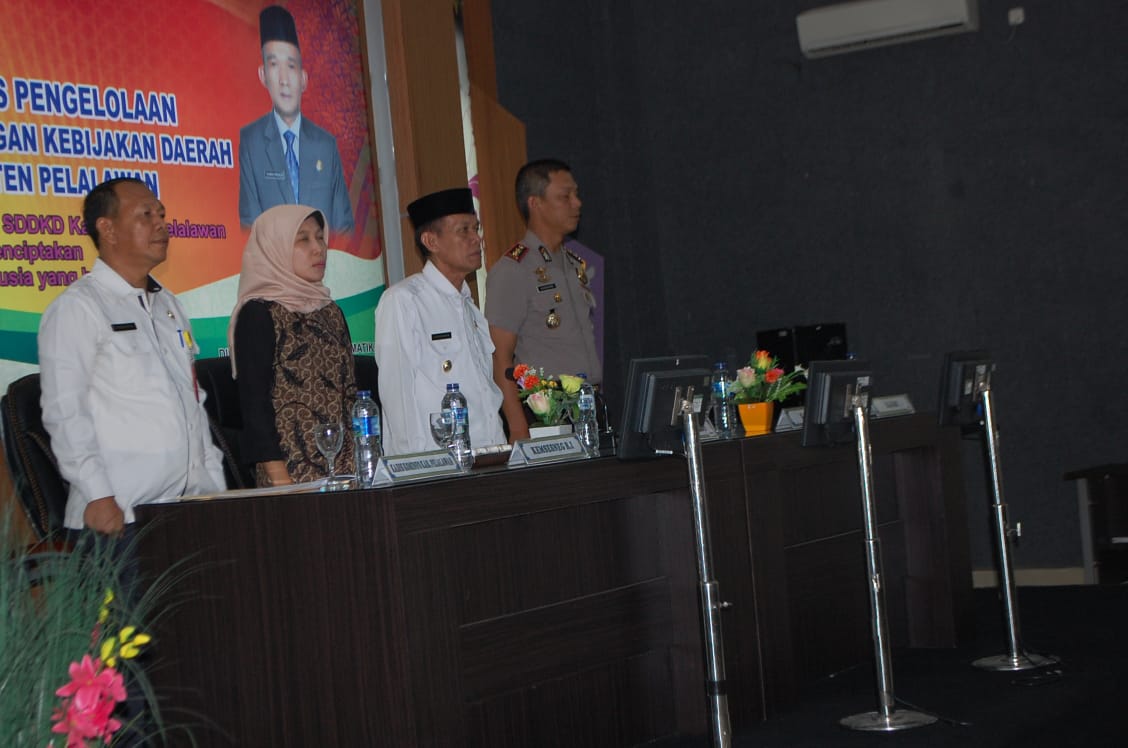 Wabup Buka Bimtek SDDKD, Harapkan SDM Handal Dalam Pengolahan Database Menuju Pelalawan Emas
