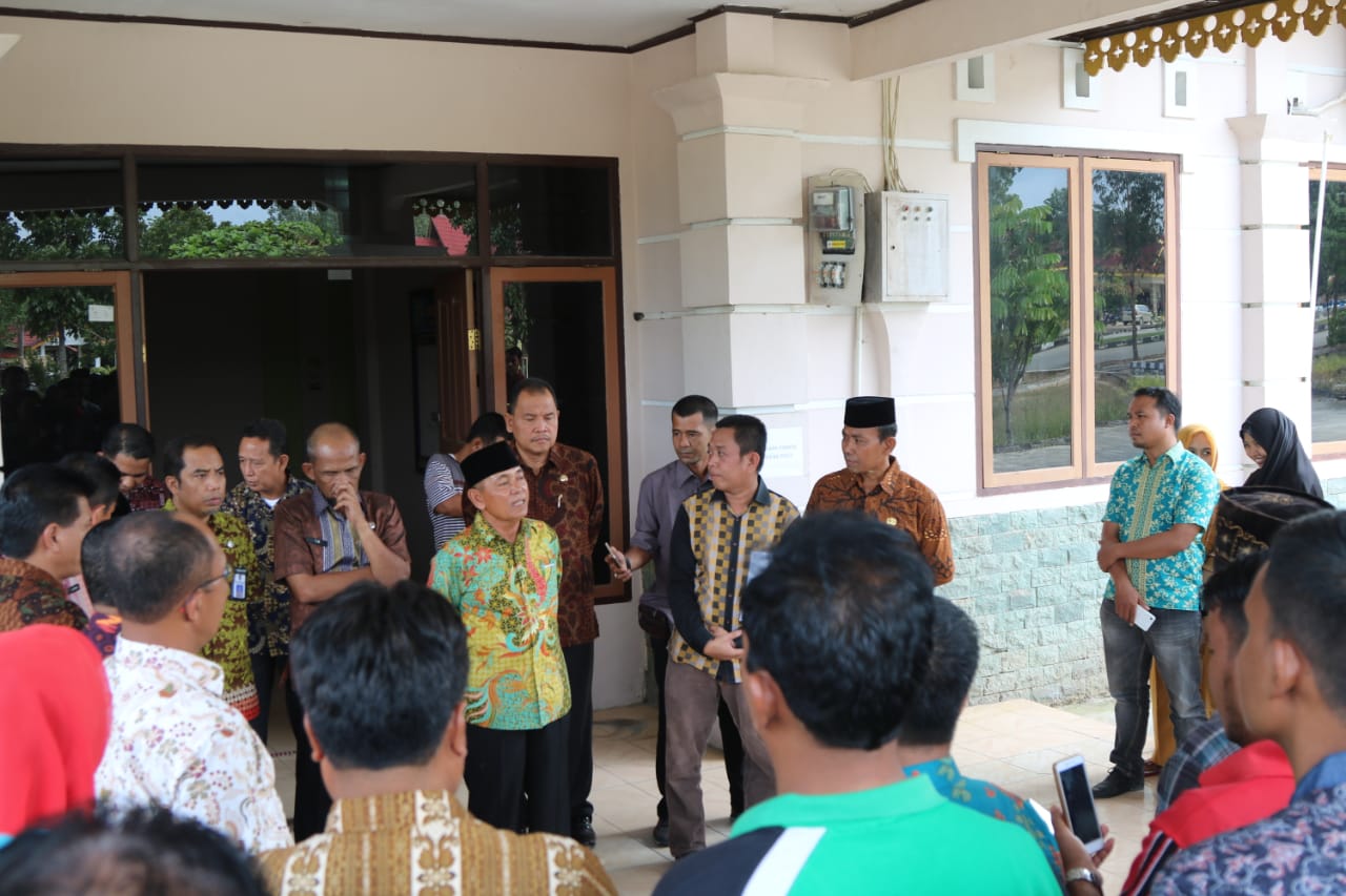 Bupati Harris : Hasil Sidak Akan di Laporkan Ke BKN dan Kemendagri.