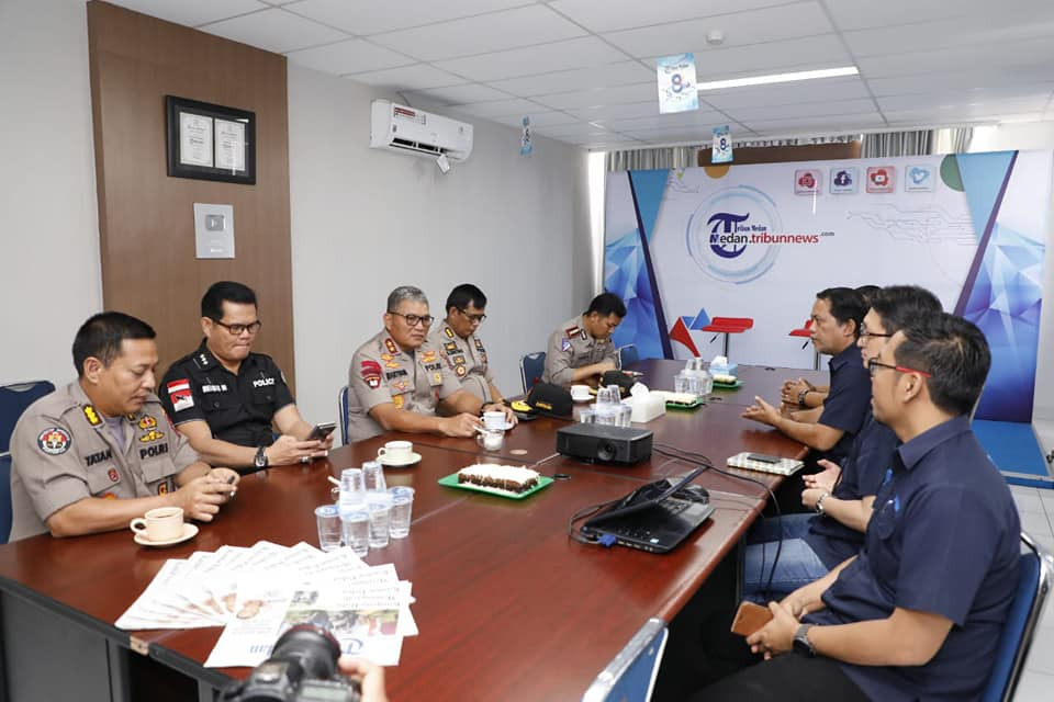 Tingkatkan Sinergitas Dengan Media, Kapolda Sumut Didampingi PJU Kunjungi Kantor Tribun Medan