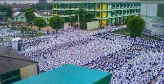 SPEKTAKULER UINSU MEDAN RAIH REKOR MURI, INI TANGGAPAN AKTIVIS MUDA UINSU MEDAN.