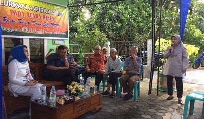 IRONIS, TAK SANGGUP BELI BAJU DAN BUKU, SISWI SMPN 3 PEKANBARU TERPAKSA BERHENTI SEKOLAH