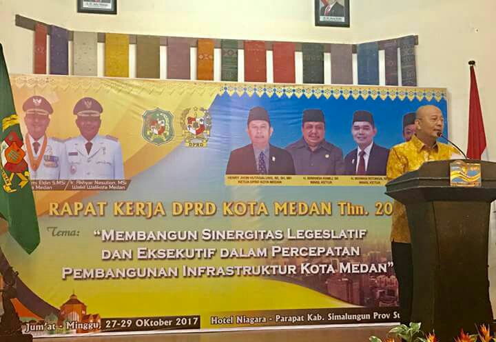 KINERJA PARA LEGISLATIF DAERAH KURANG TRANSPARAN TERKAIT DANA APBD 