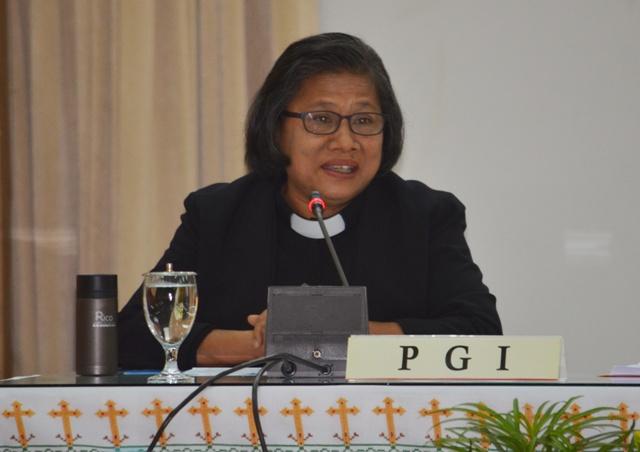 RUU Pesantren Yang Mengatur Agama Di Luar Islam Ditentang Keras PGI Dan Menuai Reaksi Umat Nasrani      