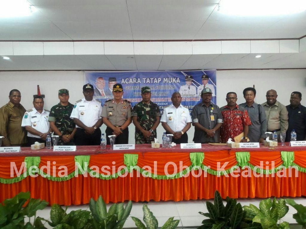 Bupati Drs Bernard Sagrim, MM : Ibukota Kabupaten Maybrat adalah Ayamaru