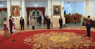 Presiden Jokowi Lantik 12 Duta Besar RI Untuk Negara Sahabat