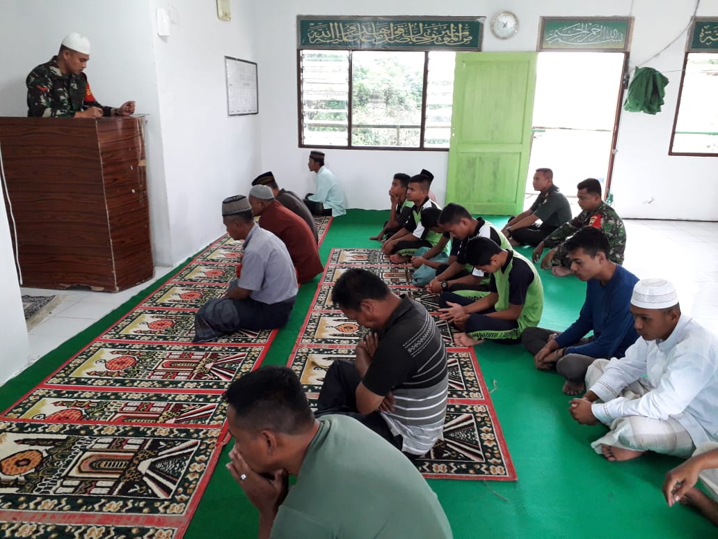 Selain Imam, Kopda Anwar Dongoran Tinggal di   Masjid Al-Irsyad Parsoburan Habinsaran