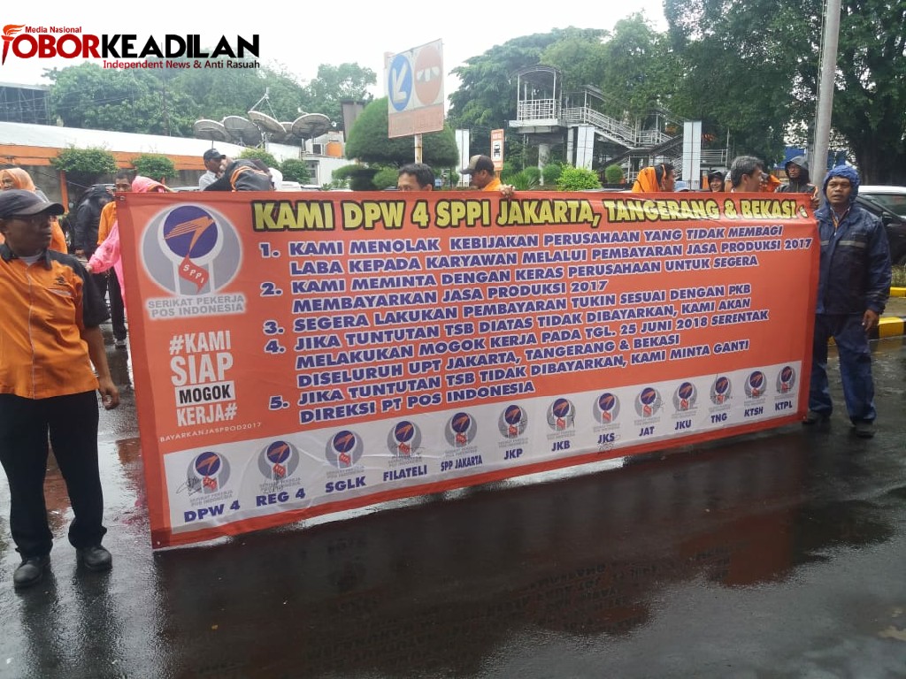 Karyawan PT. Pos Indonesia Menuntut Hak nya
