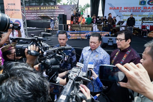 Peringati Hari Musik Nasional, Ketua MPR RI Bamsoet Buka Festival Musik Tradisi dan Orkestra Musik Nusantara