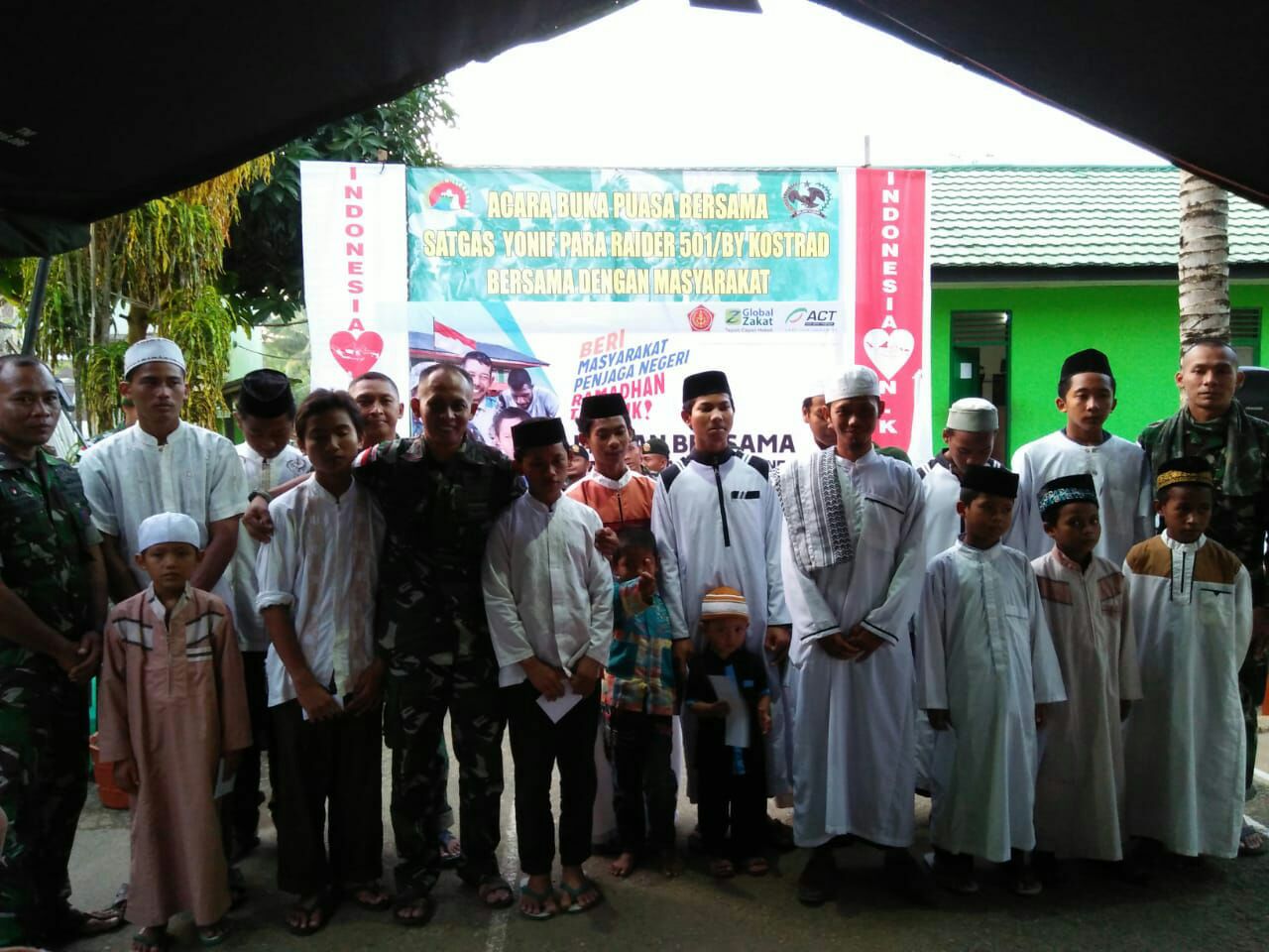 ACT Buka Puasa Bersama Panti Asuhan Pondok Pesantren Hidayatullah Di Perbatasan RI-PNG