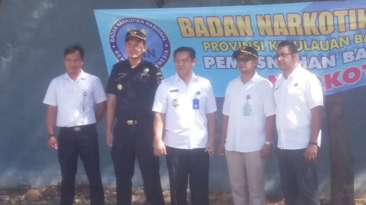 Brigjen Pol Nanang Hadianto Musnahkan Sabu "Narkoba" Dihadapan Pejabat Babel