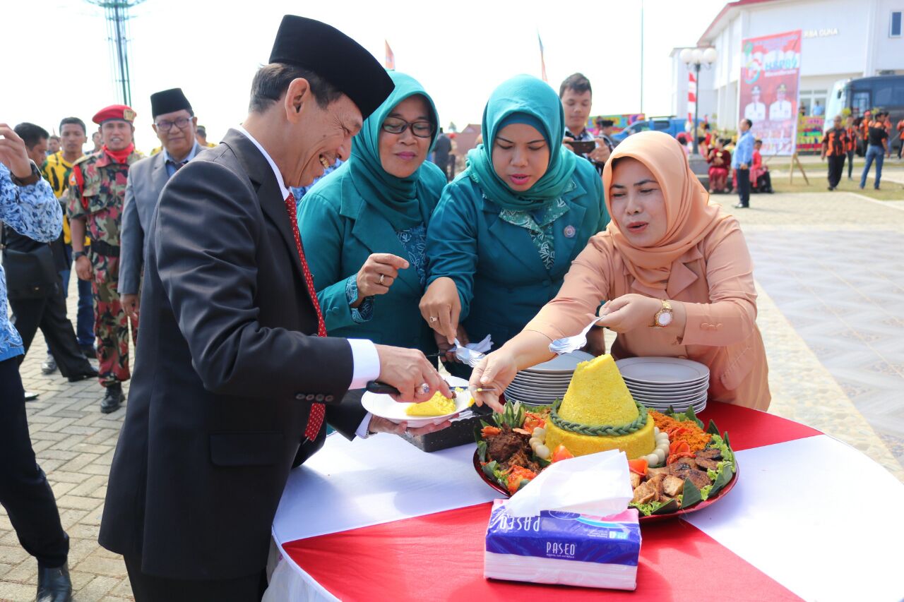 Upacara Dan Potong Tumpeng Peringati Hari Sumpah Pemuda Ke - 89