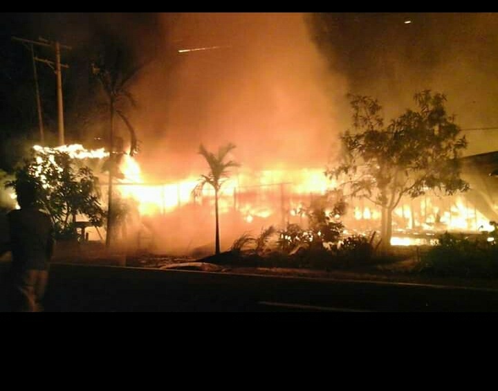 IRONIS JAWABAN PLN AREA JAMBI  MENGAMBANG, TERKAIT MUSIBAH KEBAKARAN DI TANJUNG JABUNG BARAT