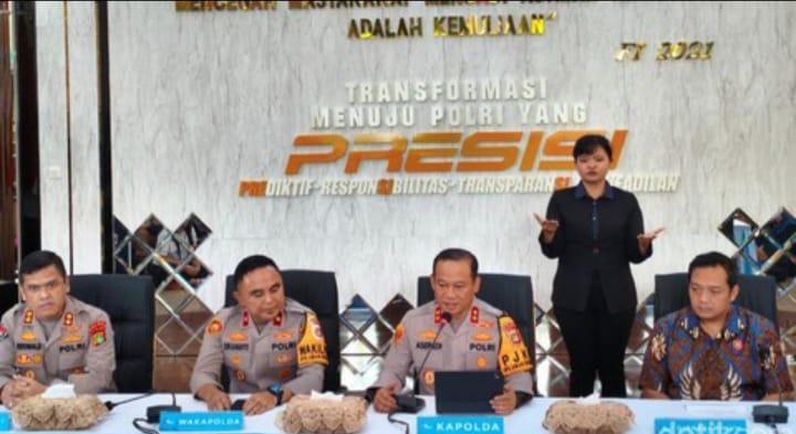Polda Metro Jaya Gelar Konfrensi Pers Perkara Ijasah Palsu Jokowi, Tetapkan Delapan Tersangka Dalam Dua Klaster