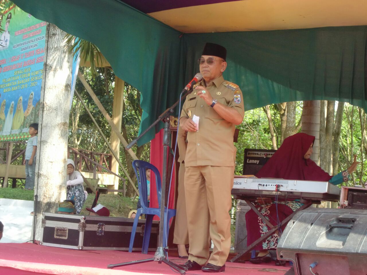 Bupati Harris : Bentuk Karakter Generasi Emas Pelalawan Dengan Pendidikan Berbasis Etika dan Tatakrama     