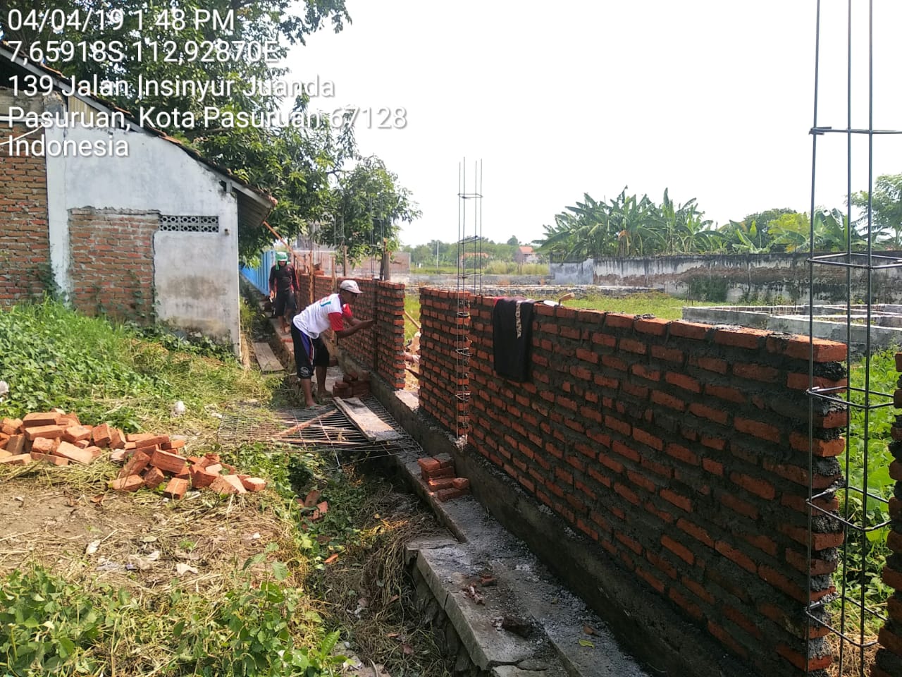 Pembangunan Pagar dan Rehab Paving di Terminal Untung Suropati Pasuruan, Bak Proyek Hantu
