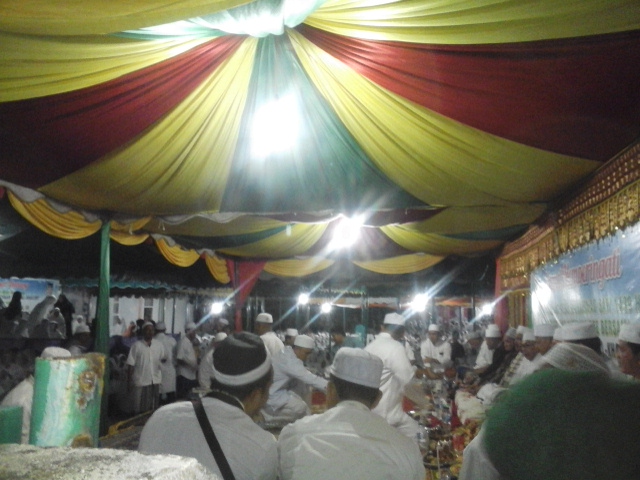 Pimpinan MPTT Asia Tenggara Hadiri Maulid Nabi Muhammad SAW dan Rateb Seribee di Kediaman Haji Mirwan 