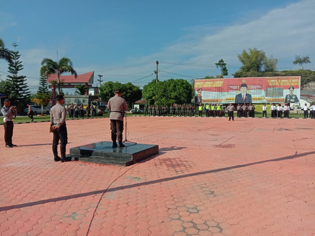 Operasi Zebra di Tobasa, Pengguna Helm Non-SNI Ditilang