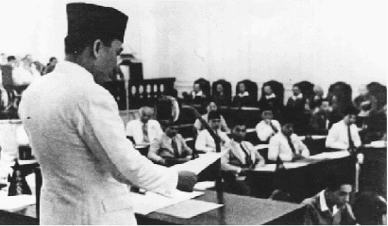 Perdebatan Soekarno, Hatta, Soepomo, Yamin, Ketika Merumuskan UUD 1945