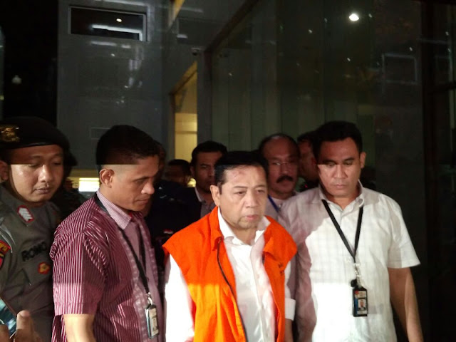 Minggu Depan, Setya Novanto Dipastikan Tanggalkan Jabatannya