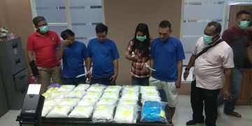 Tim Brantas BNNP Jatim Ciduk Pasutri Sindikat Narkotik Pok Sokobanah Madura