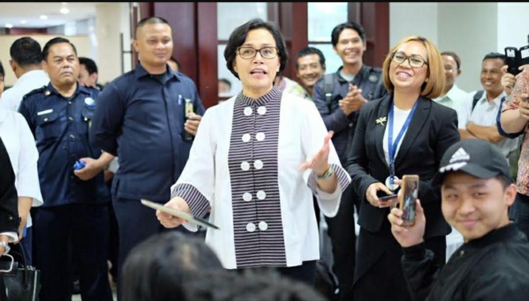 Sri Mulyani: Negara Defisit, Hutang Negara Dibebankan Rp 13 Juta Per Orang Warga  Negara
