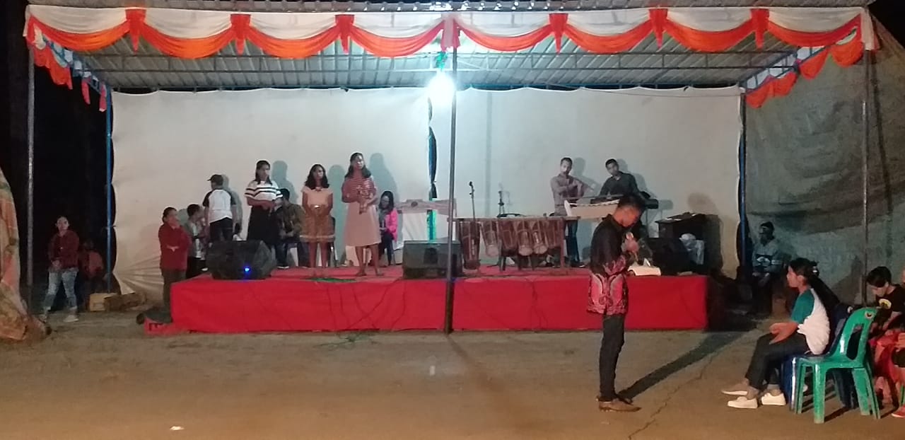 SMAN 1 Habinsaran Parsoburan Gelar Pentas Seni Budaya dan Kuliner HUT RI 74