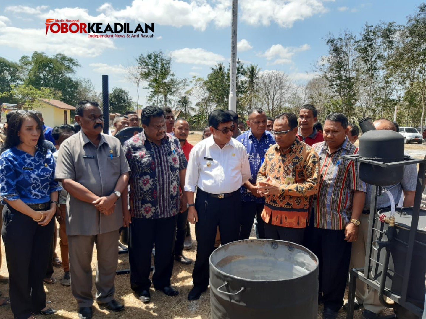 Sosialisasi & Pelatihan Pengelolahan Sampah Plastik menjadi Paving Block di Kab. Kupang