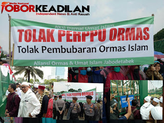 ALIANSI ORMAS ISLAM JABODETABEK GELAR AKSI DI DPR TOLAK PERPU NO 2 TH 2017