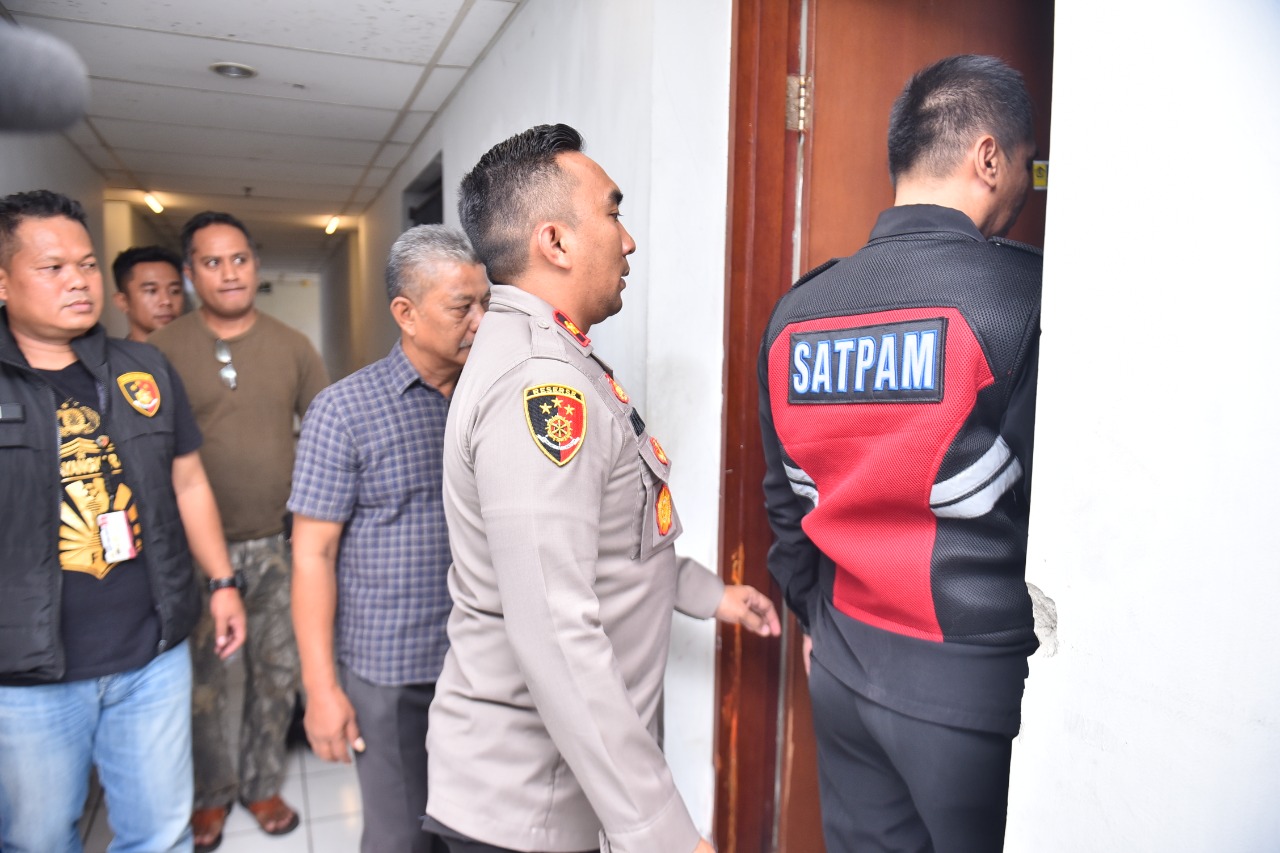 Markas Judi Online Di Cengkareng Jakarta Barat", Digrebek Polisi