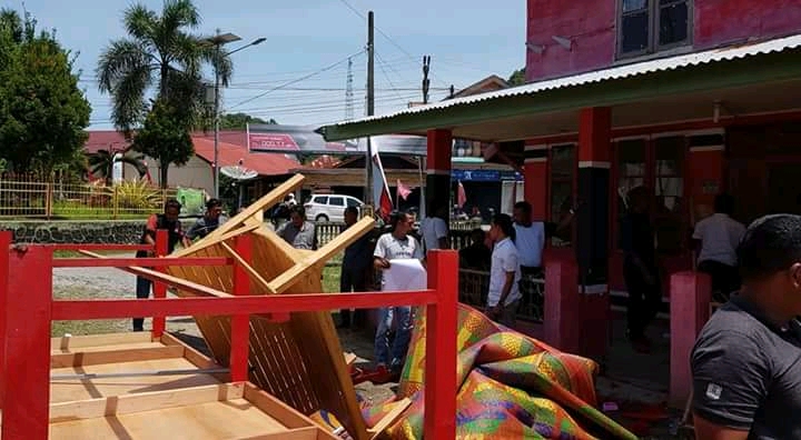 Mantan Kombatan GAM Hancurkan dan Segel Kantor DPW PA